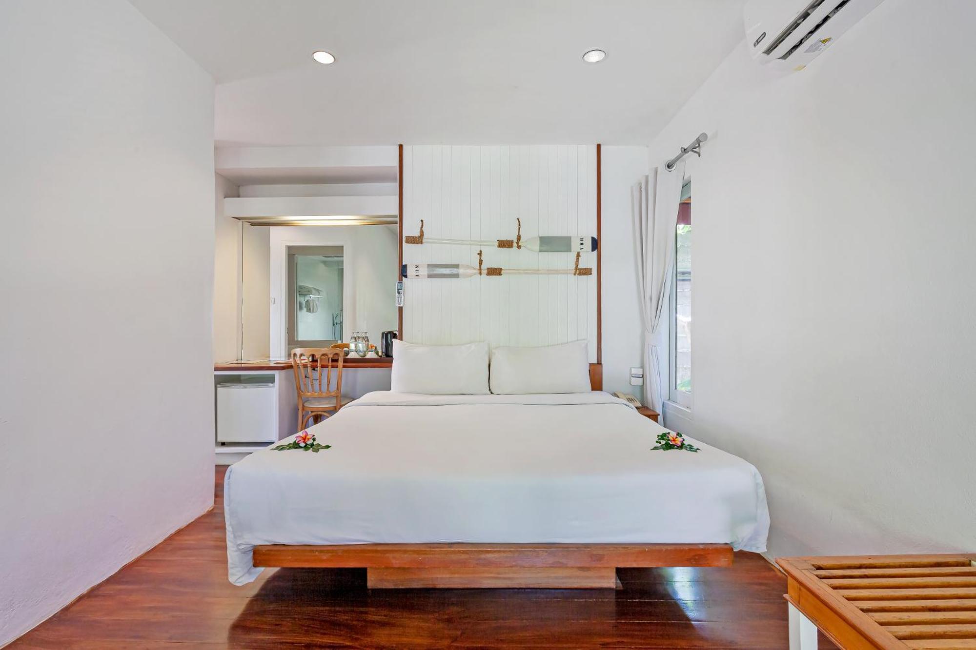 Malibu Beach Resort Chaweng  Exterior photo